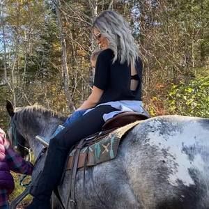 Meet your Posher, Lacey